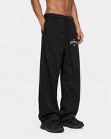 Club Straight Sweatpant in Black
